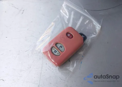 2010 Toyota Camry Hybrid z USA, uszkodzony, nr VIN 4T1BB3EK5AU117111